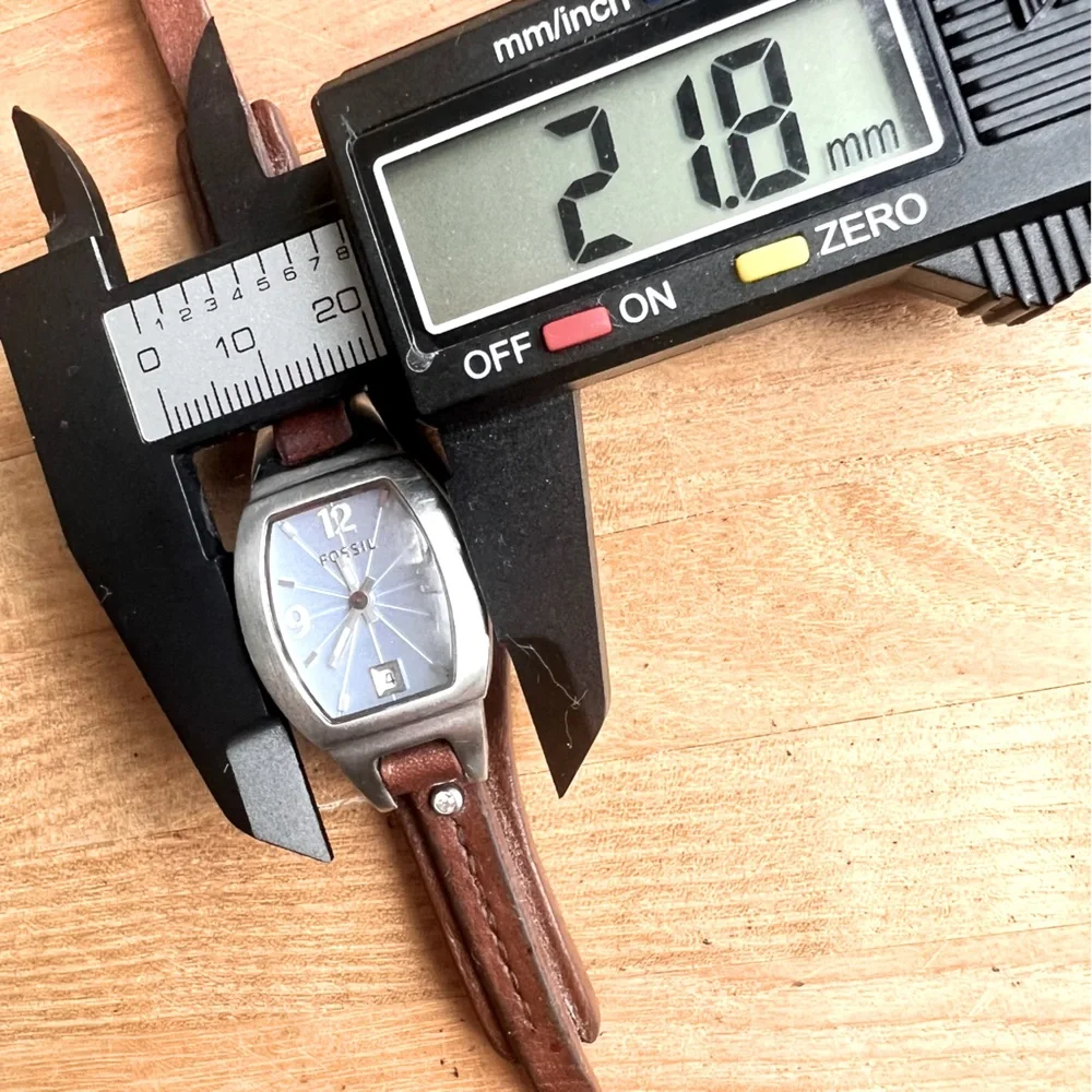 Fossil brand model